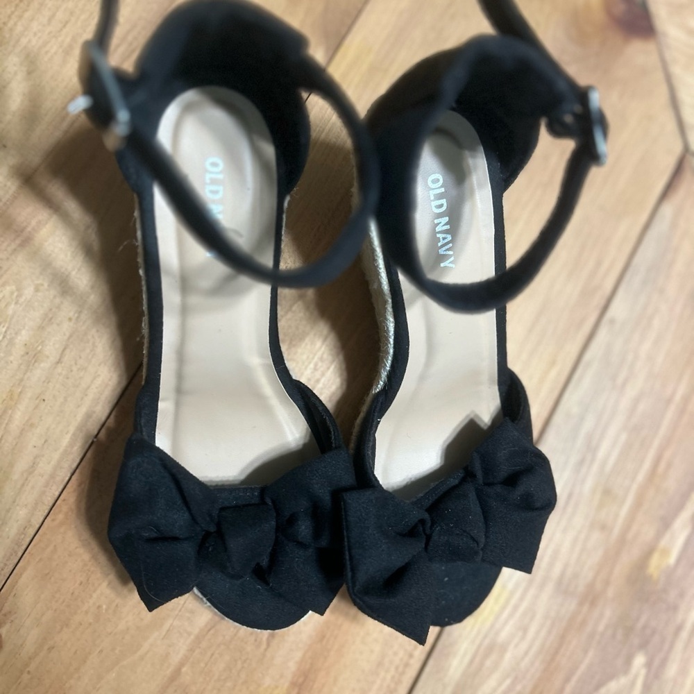Old Navy Black Bow Espadrille Sandals